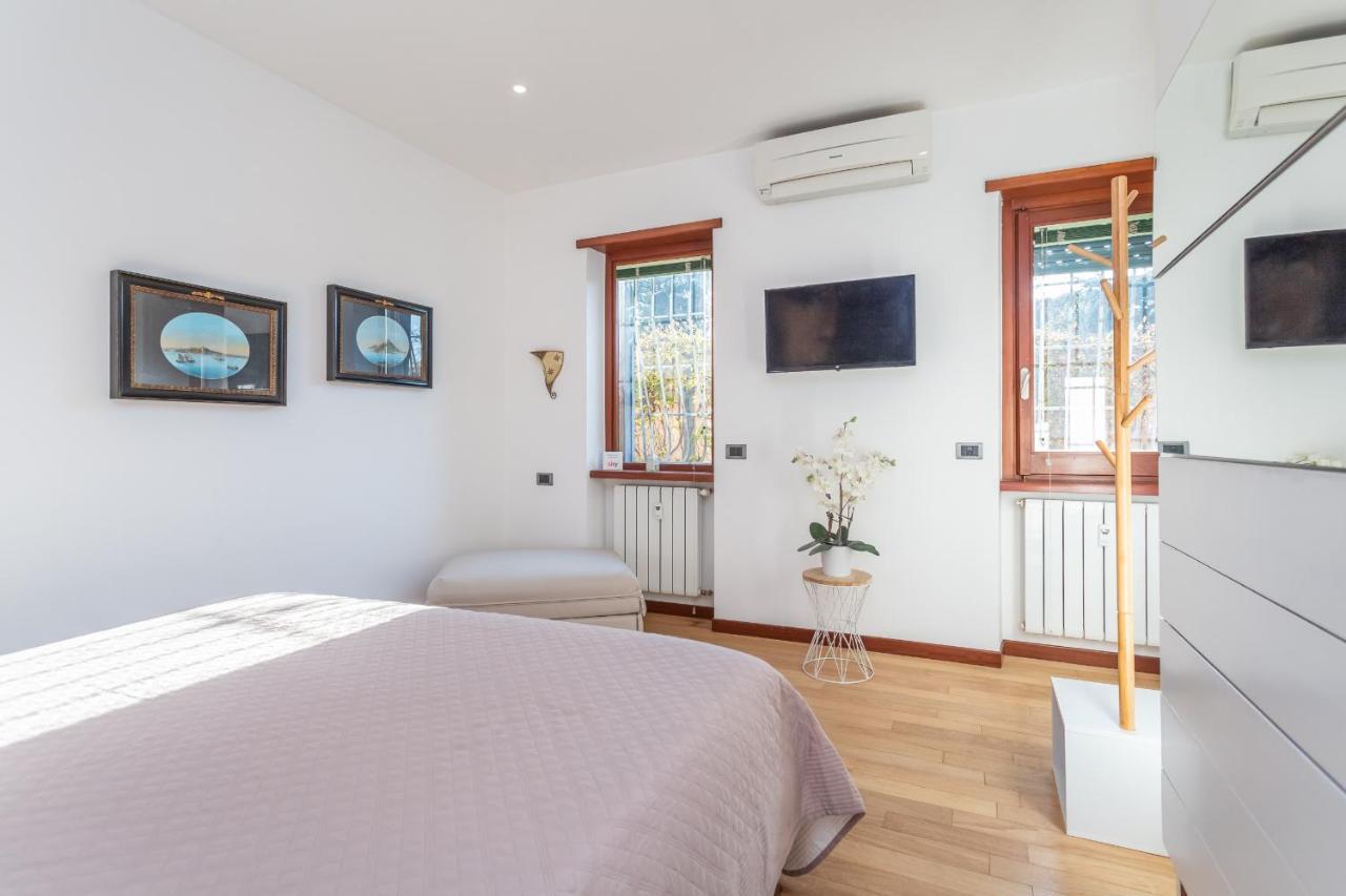 Appartement St Peter'S Spacious 4 Bdr With Private Parking à Rome Extérieur photo