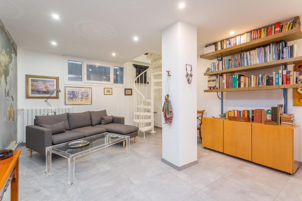 Appartement St Peter'S Spacious 4 Bdr With Private Parking à Rome Extérieur photo